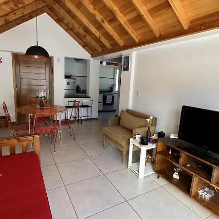 Hermoso Departamento En El Centro De Sma Con Balcon. 4/2 San Martin de los Andes Exterior photo