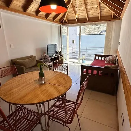 Hermoso Departamento En El Centro De Sma Con Balcon. 4/2 San Martin de los Andes Exterior photo