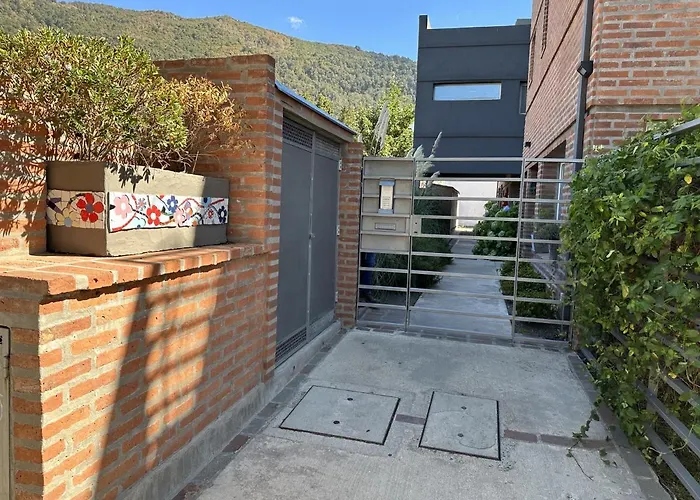 Hermoso Departamento En El Centro De Sma Con Balcon. 4/2