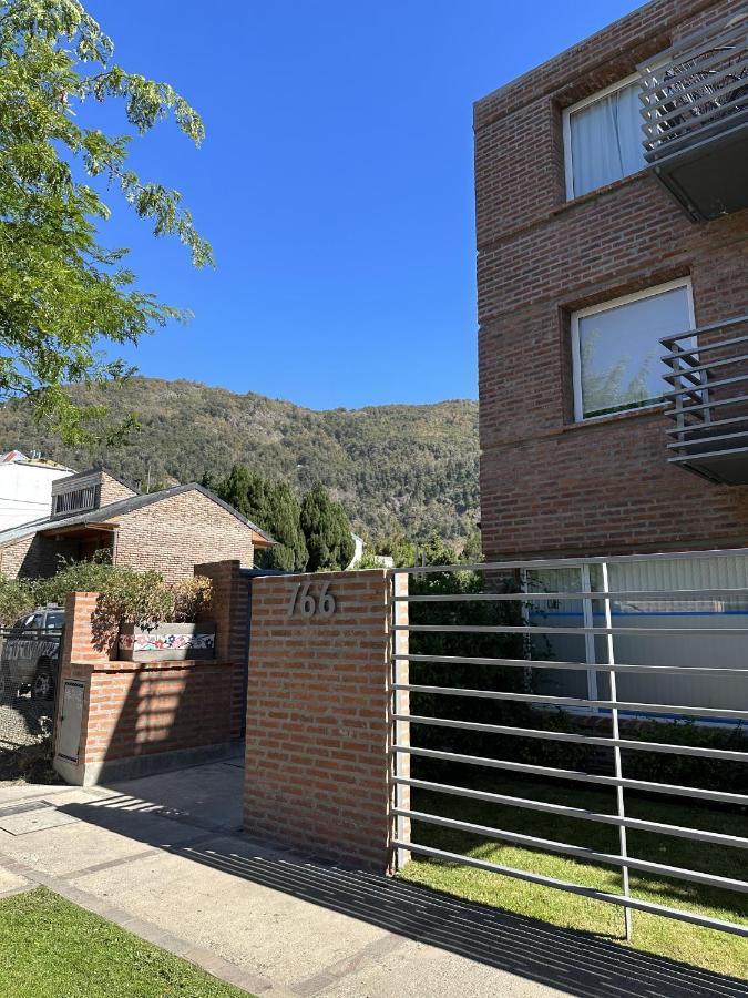 Apartment Hermoso Departamento En El Centro De Sma Con Balcon. 4/2 San Martin de los Andes